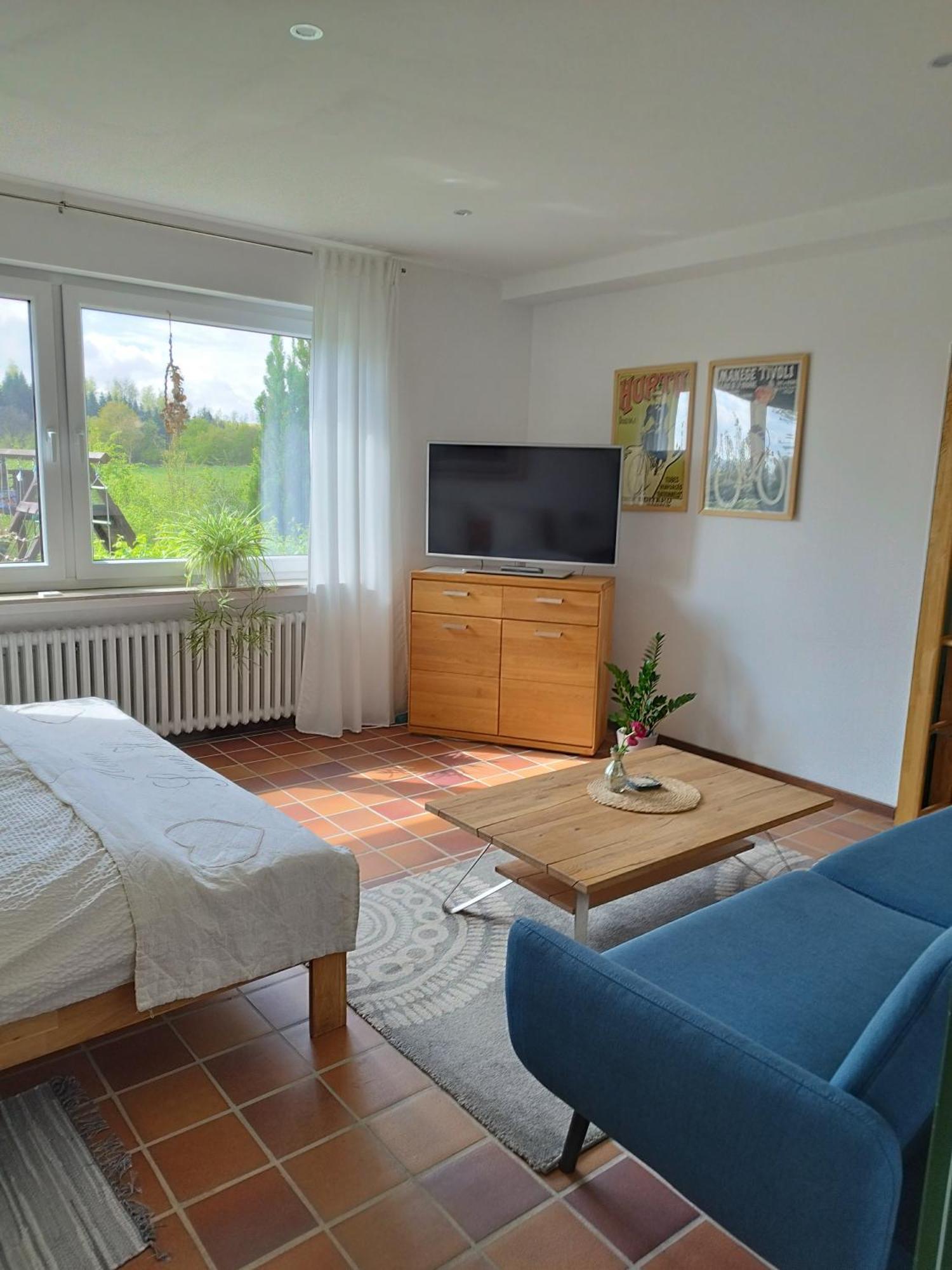 Moderne Ferienwohnung Mit Privatem Eingang - Rosa Kalletal Exteriér fotografie